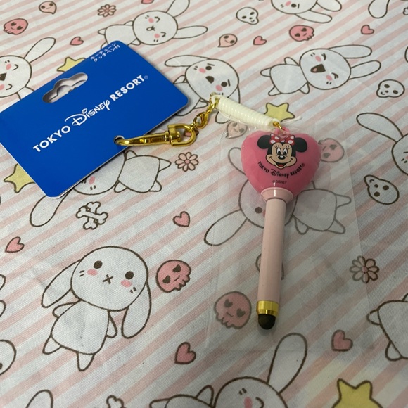 Tokyo Disney Resort Minnie Mouse Pink Balloon Keychain Touch Pen Stylus - Picture 3 of 6
